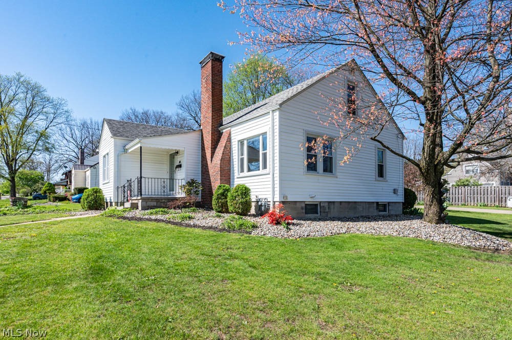 102 S Main Street Austintown OH 44515