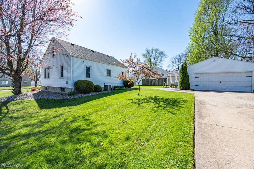 102 S Main Street Austintown OH 44515
