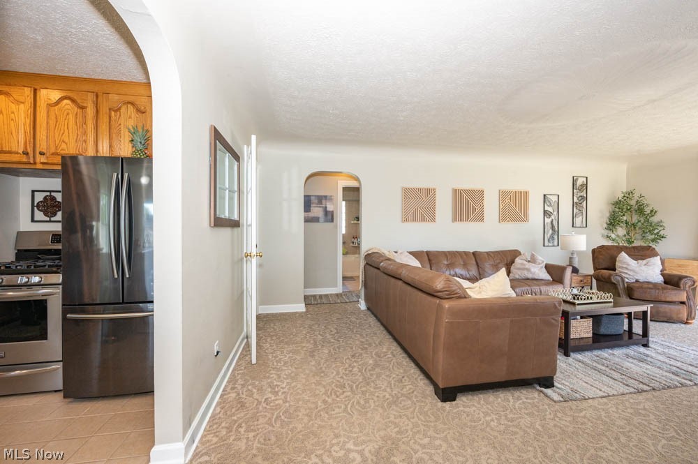 102 S Main Street Austintown OH 44515