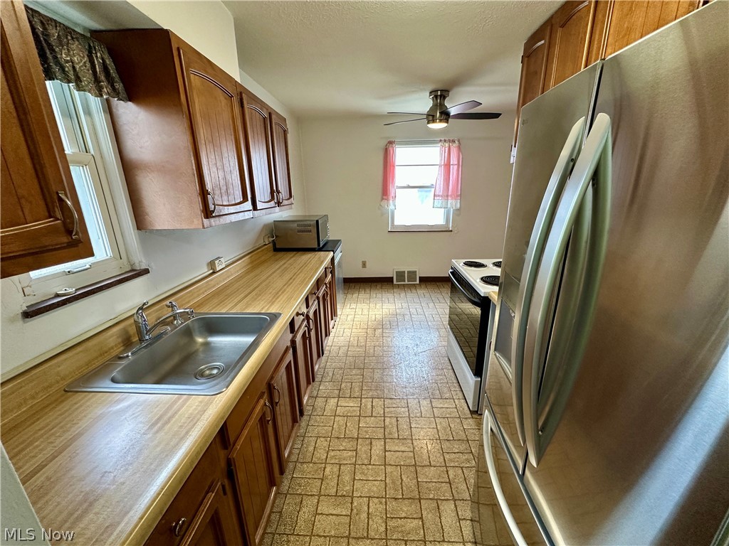 24251 Puritan Road Euclid OH 44123