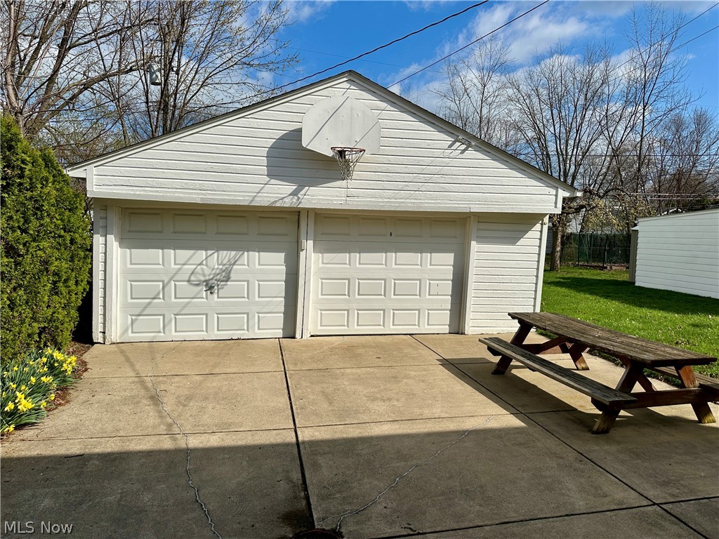 24251 Puritan Road Euclid OH 44123