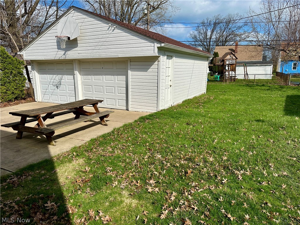 24251 Puritan Road Euclid OH 44123