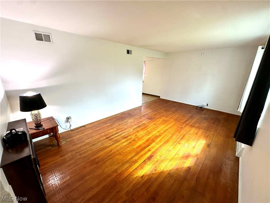 24251 Puritan Road Euclid OH 44123