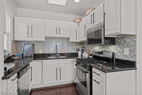 1948 W 47th Street Cleveland OH 44102