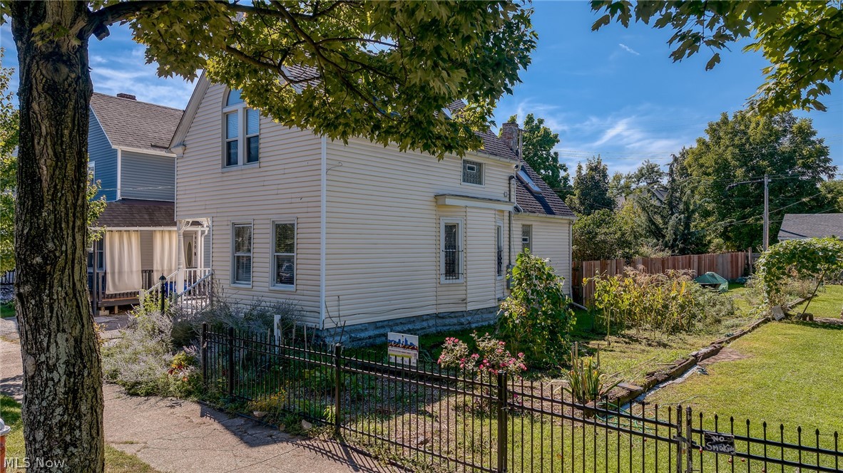 1948 W 47th Street Cleveland OH 44102