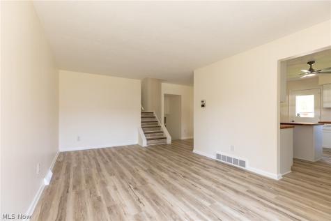 5258 Main Avenue North Ridgeville OH 44039