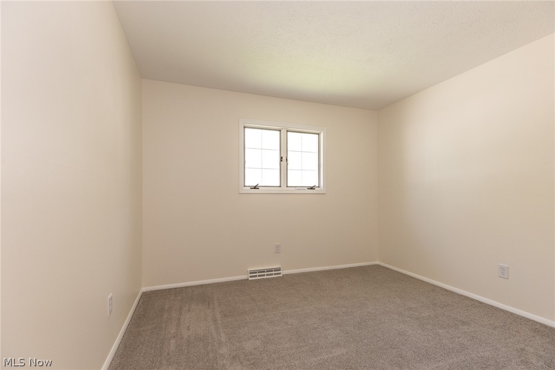 5258 Main Avenue North Ridgeville OH 44039