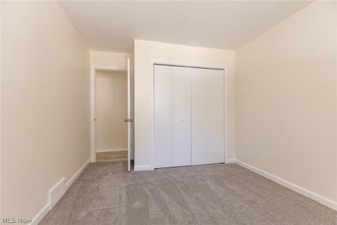 5258 Main Avenue North Ridgeville OH 44039