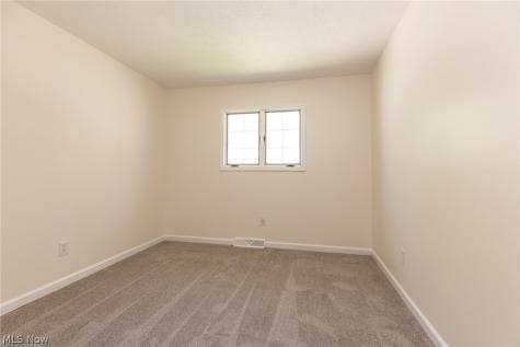 5258 Main Avenue North Ridgeville OH 44039