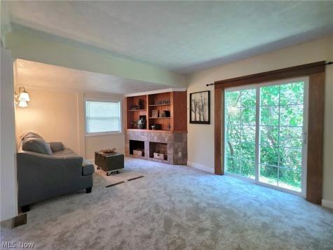 398 N Chillicothe Road Aurora OH 44202
