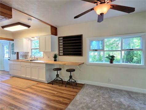 398 N Chillicothe Road Aurora OH 44202