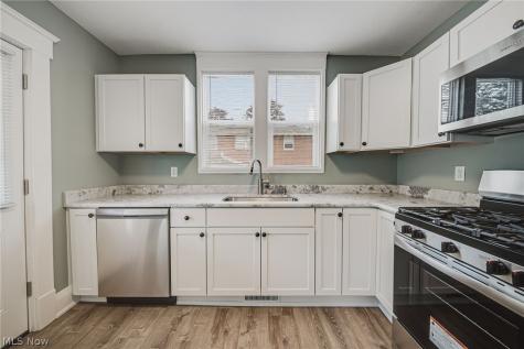 1217 Hankins Road NE Massillon OH 44646