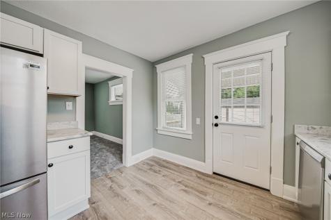 1217 Hankins Road NE Massillon OH 44646