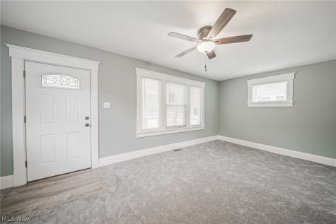 1217 Hankins Road NE Massillon OH 44646