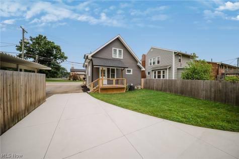 1217 Hankins Road NE Massillon OH 44646