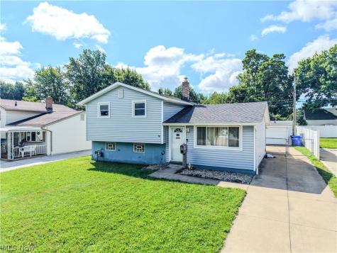 15979 Southway Drive Brook Park OH 44142
