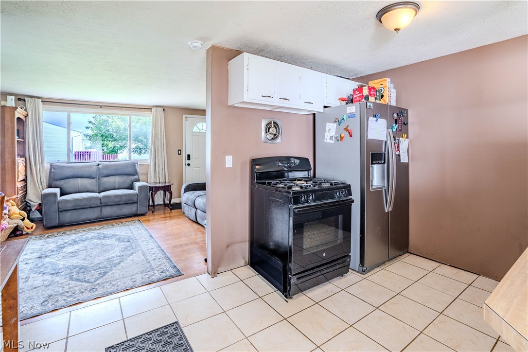 15979 Southway Drive Brook Park OH 44142