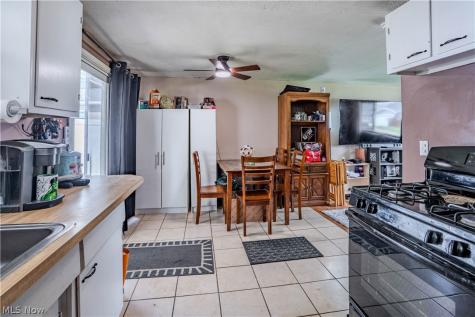 15979 Southway Drive Brook Park OH 44142