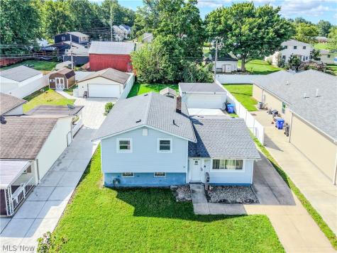 15979 Southway Drive Brook Park OH 44142