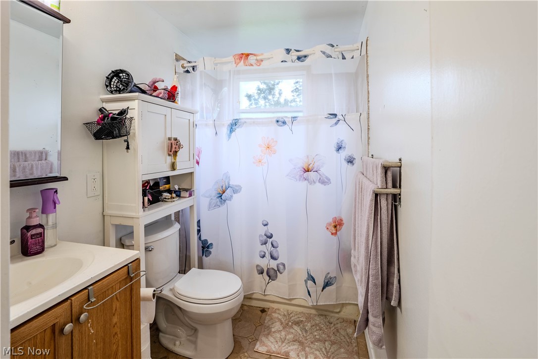 15979 Southway Drive Brook Park OH 44142