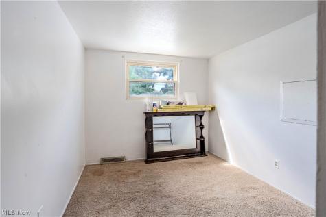 15979 Southway Drive Brook Park OH 44142