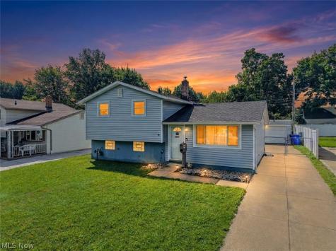 15979 Southway Drive Brook Park OH 44142