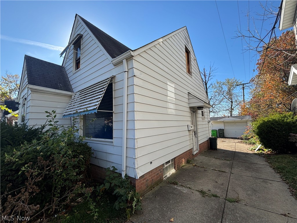 5056 E 88th Street Garfield Heights OH 44125