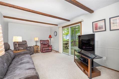 8152 Twin Oaks Drive Broadview Heights OH 44147