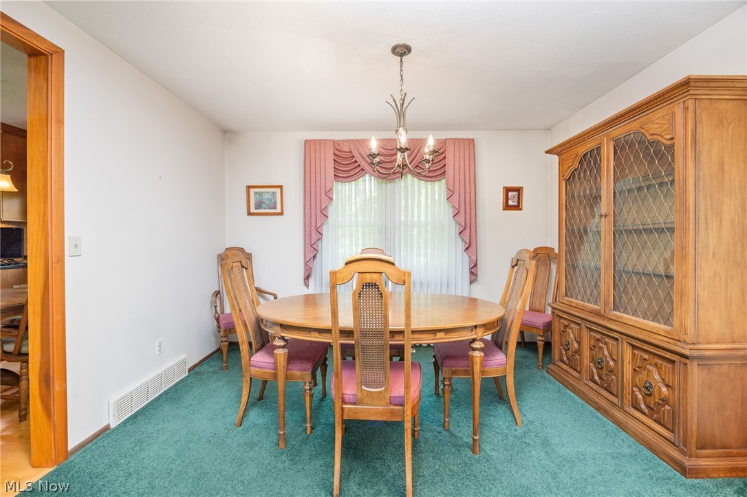8152 Twin Oaks Drive Broadview Heights OH 44147