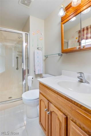 8152 Twin Oaks Drive Broadview Heights OH 44147