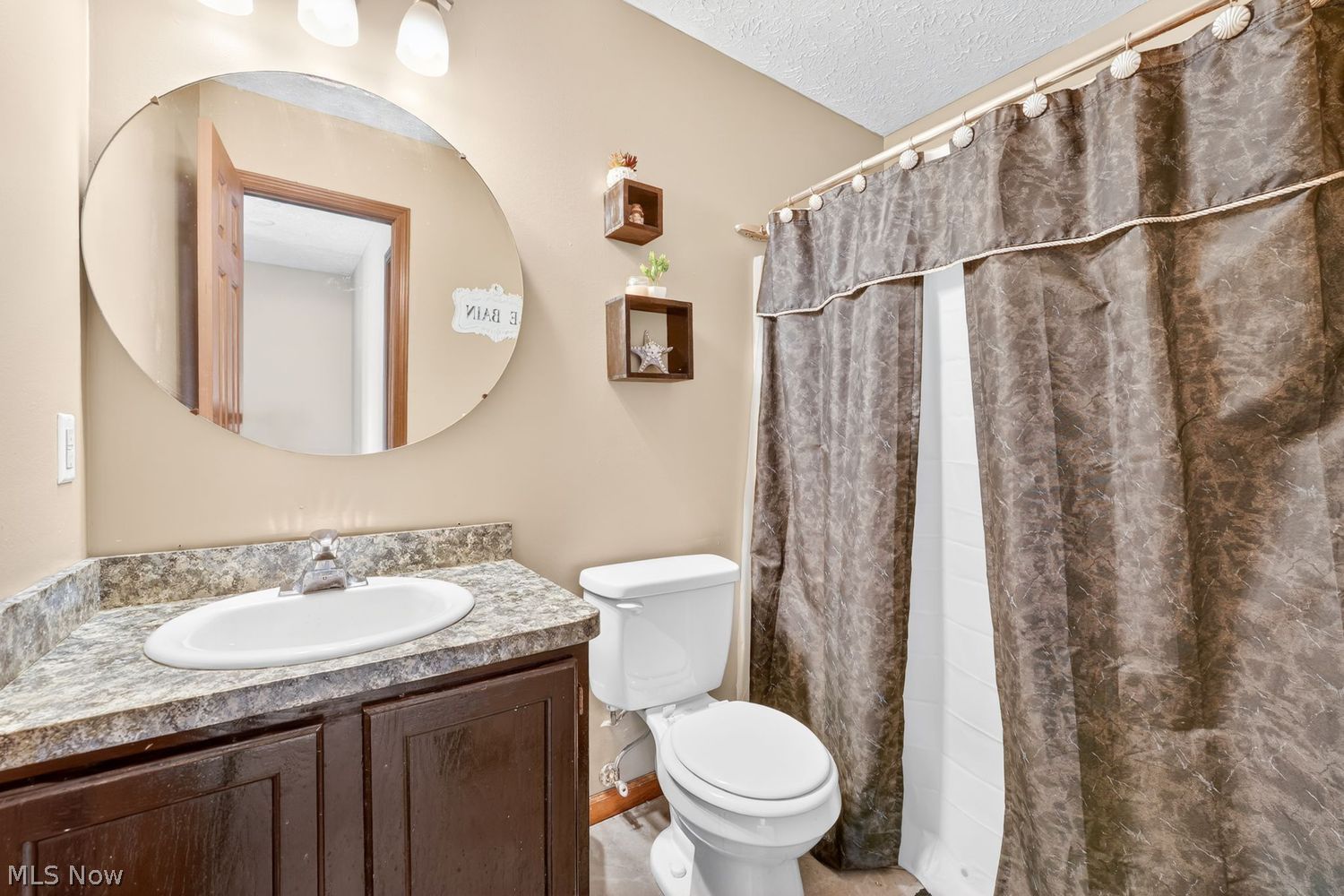 5646 Ridgeview Boulevard North Ridgeville OH 44039
