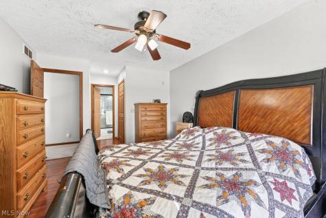 5646 Ridgeview Boulevard North Ridgeville OH 44039