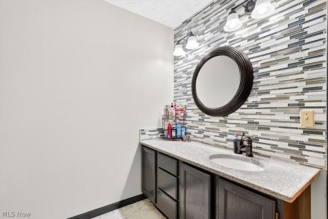 5646 Ridgeview Boulevard North Ridgeville OH 44039