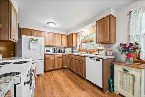 3568 Mountview Avenue Alliance OH 44601