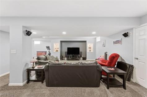 148 Wellford Way Brunswick OH 44212