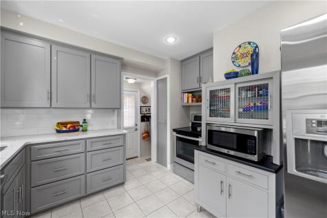 3640 W 210th Street Fairview Park OH 44126