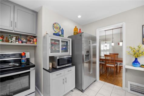 3640 W 210th Street Fairview Park OH 44126