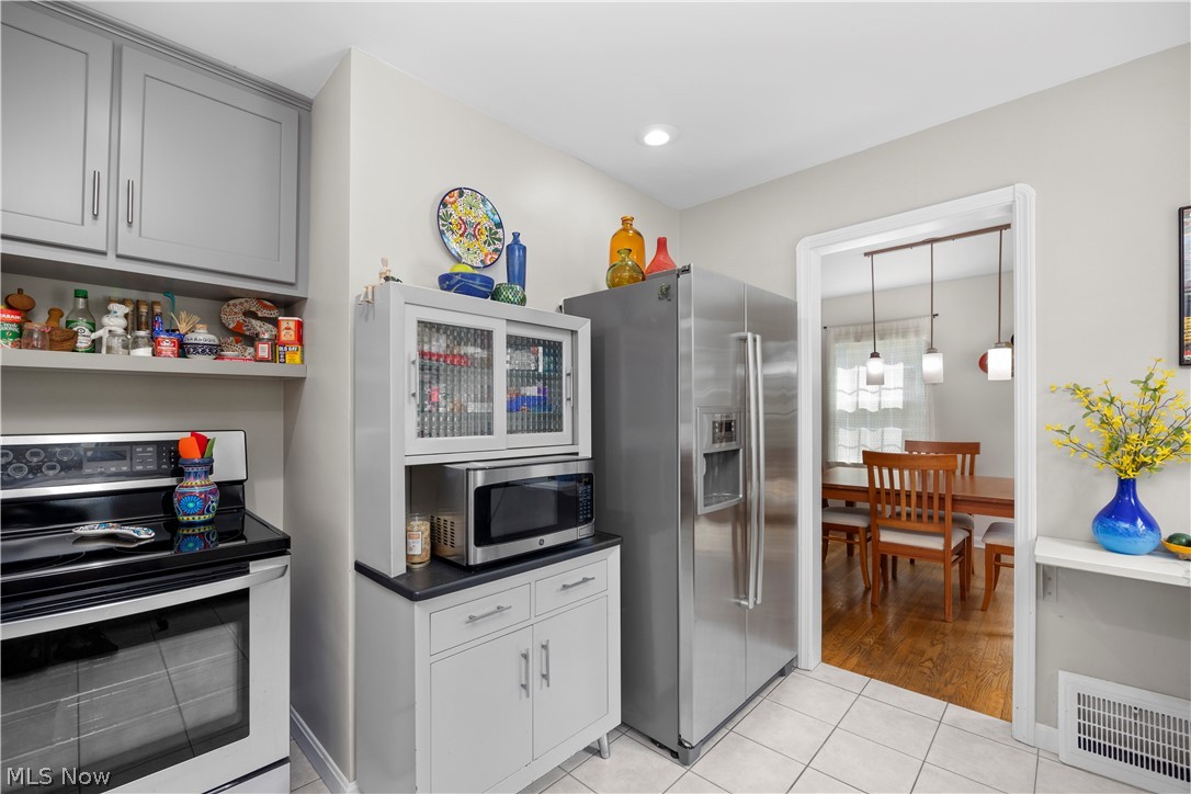 3640 W 210th Street Fairview Park OH 44126