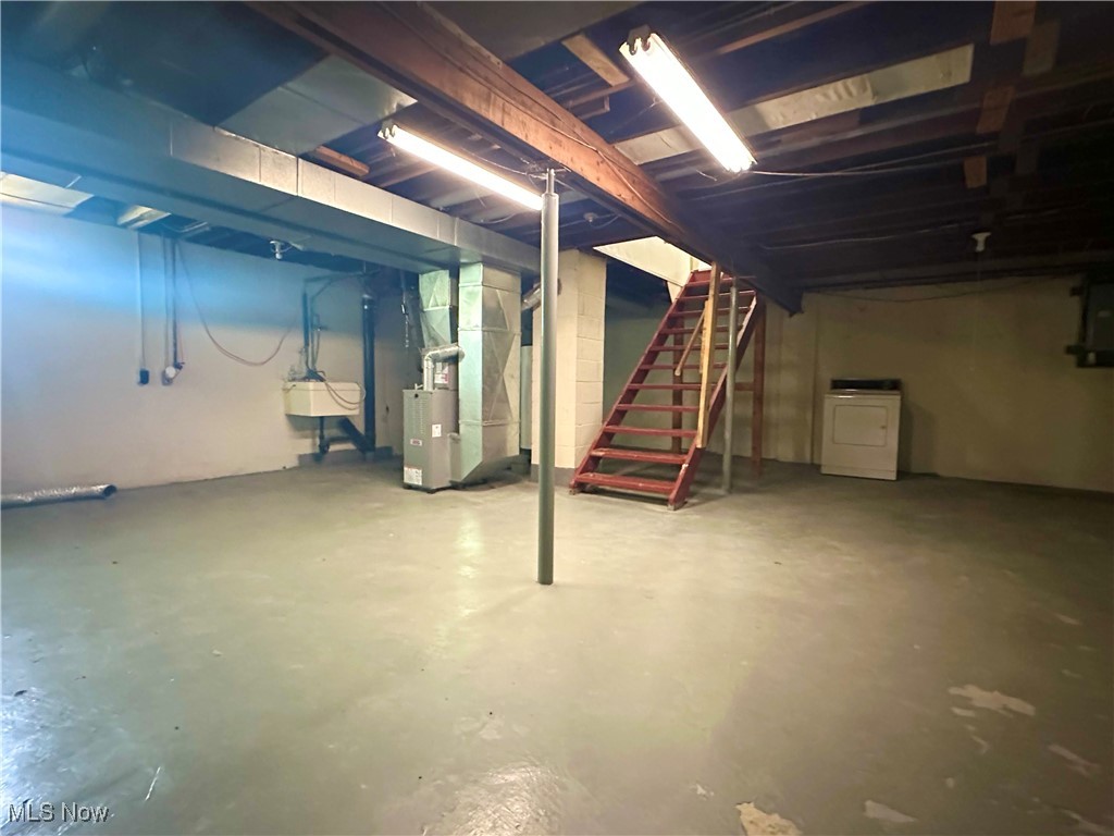 120 Leonard Avenue NW Massillon OH 44646