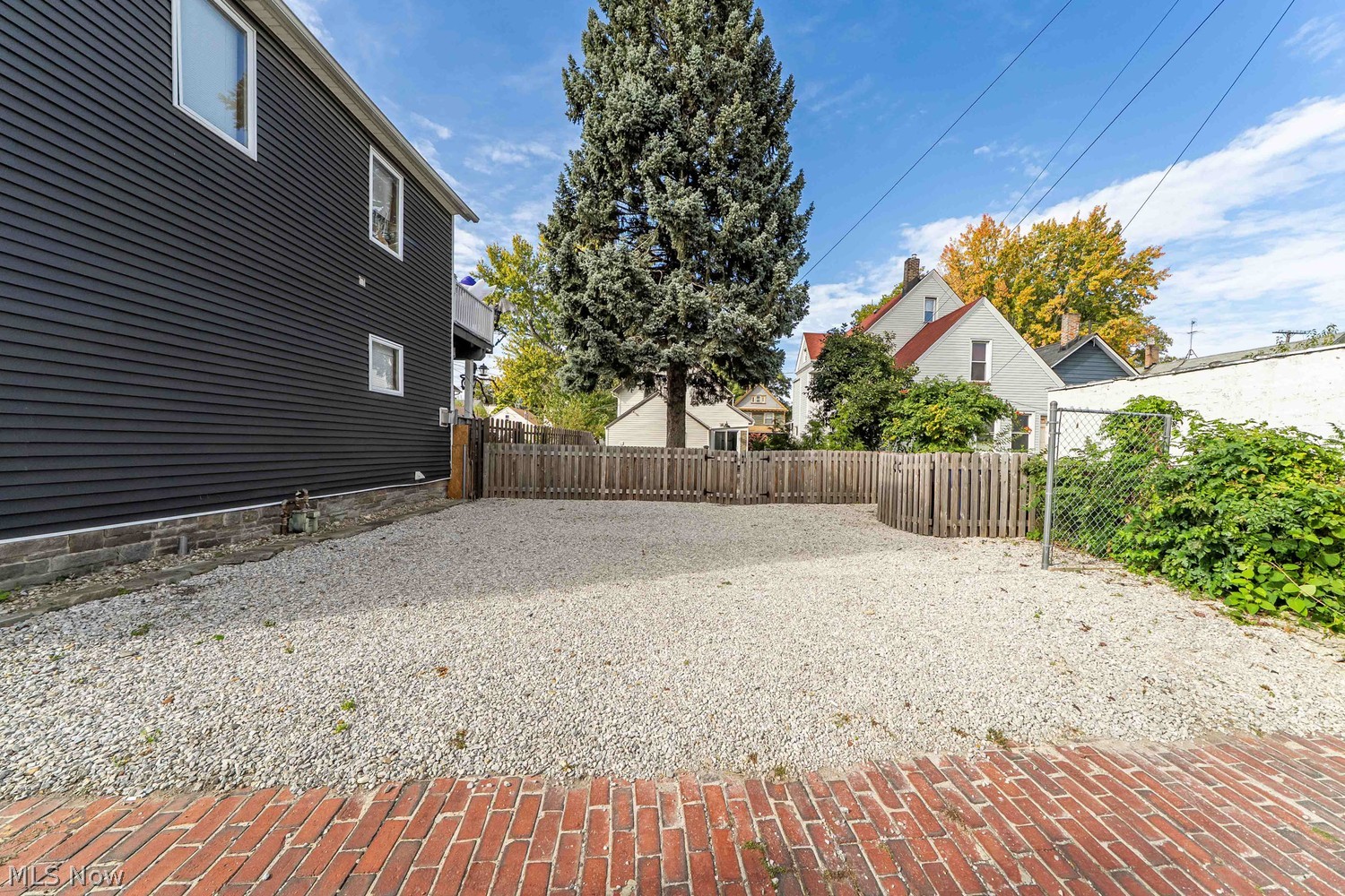 3319 Hancock Avenue Cleveland OH 44113