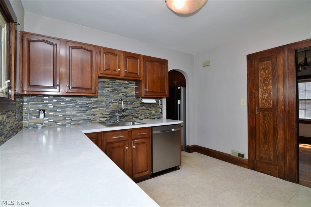 6222 Brookside Drive Cleveland OH 44144