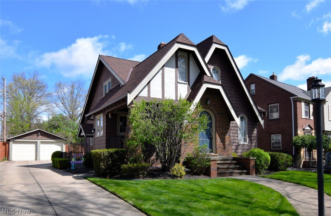 6222 Brookside Drive Cleveland OH 44144
