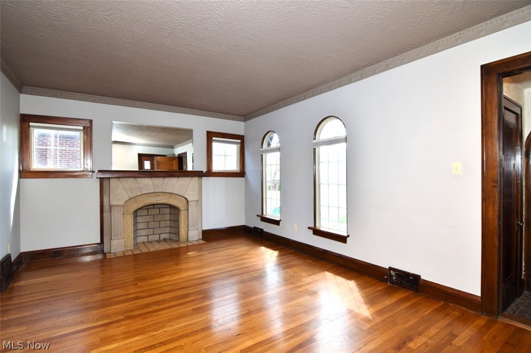 6222 Brookside Drive Cleveland OH 44144