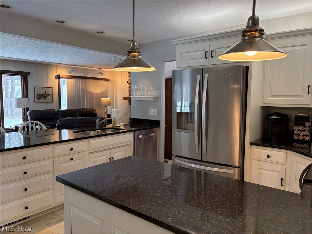 32612 Redwood Boulevard Avon Lake OH 44012