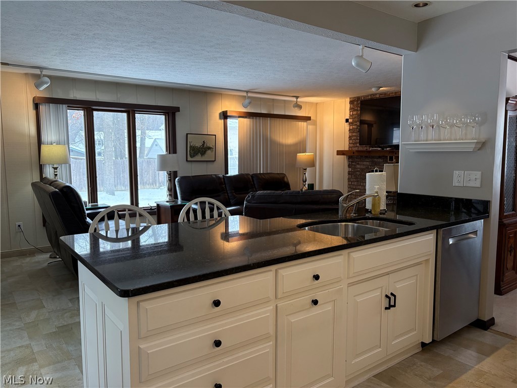 32612 Redwood Boulevard Avon Lake OH 44012