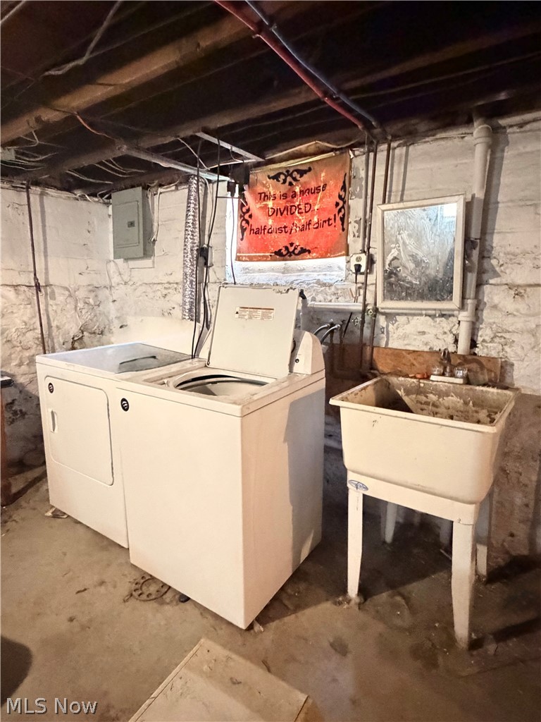 3345 Elyria Avenue Lorain OH 44055