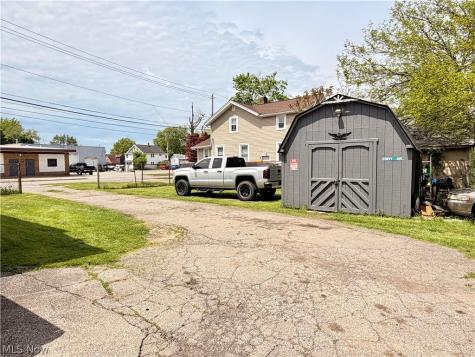 Elyria Avenue Lorain OH 44055