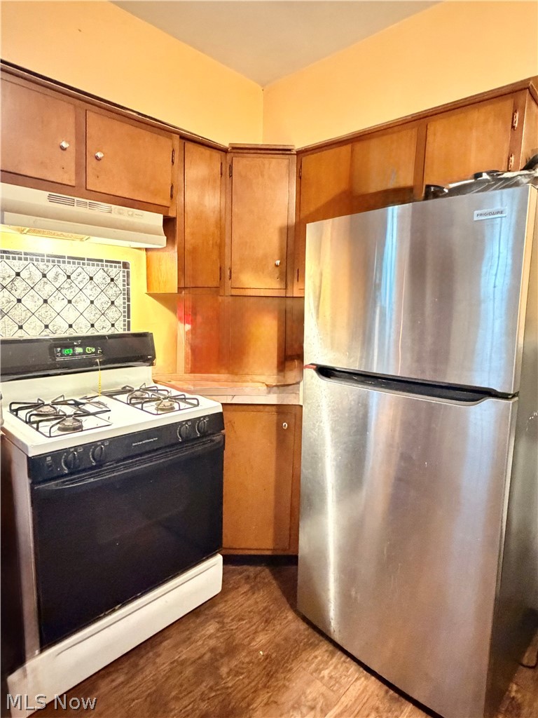 3345 Elyria Avenue Lorain OH 44055