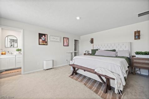 4771 Olivia Way Lorain OH 44053