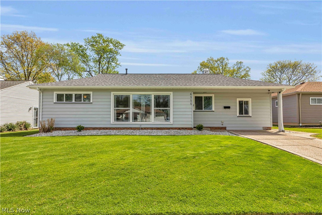 6355 Dellrose Drive Parma Heights OH 44130